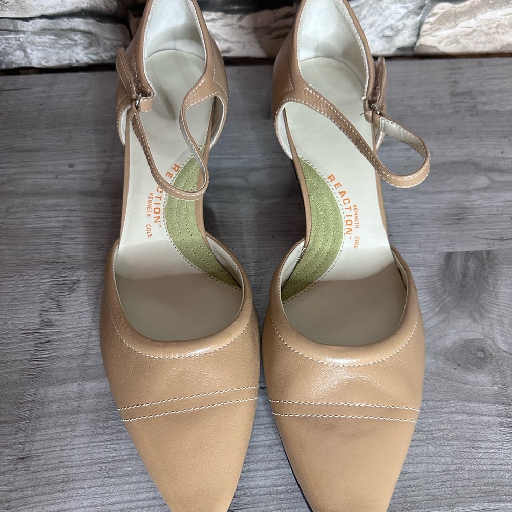 Y2K Kenneth Cole Reaction Leather Pumps - Picture 2 of 7